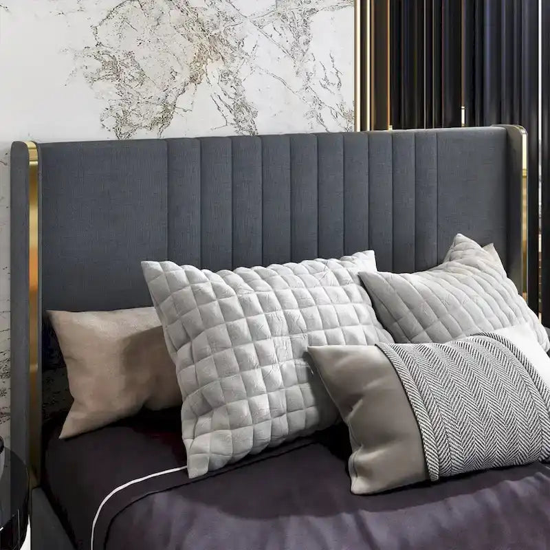 Estructura de cama moderna iluminada con detalles dorados - Diseño tapizado elegante