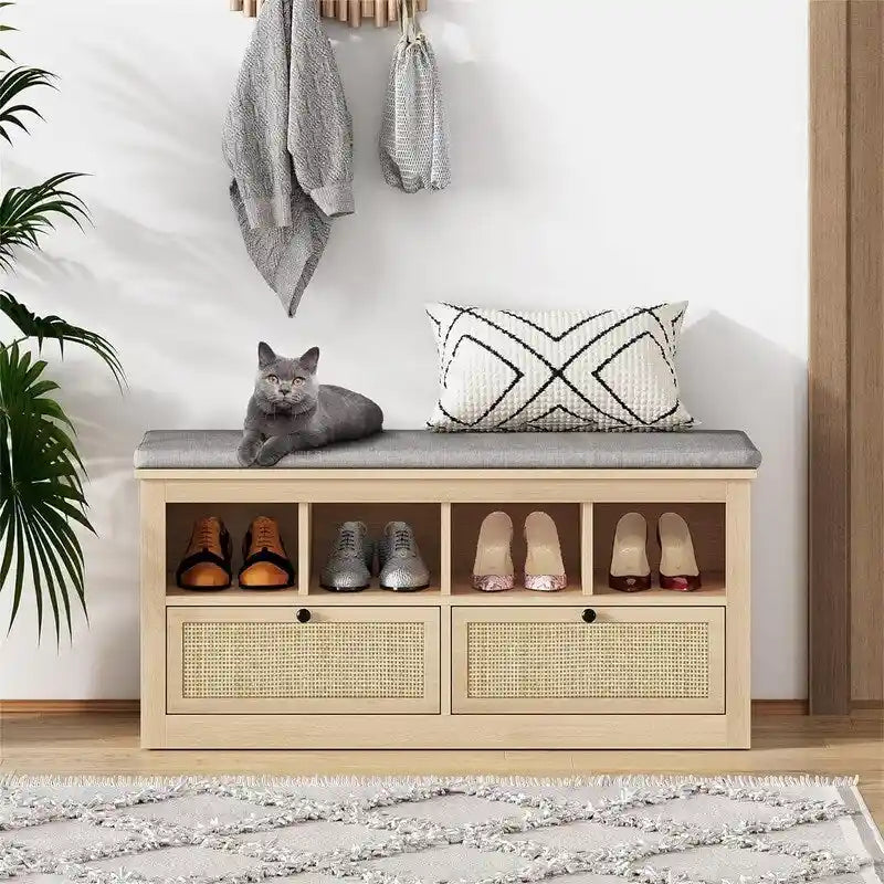 Banco con almacenamiento para zapatos